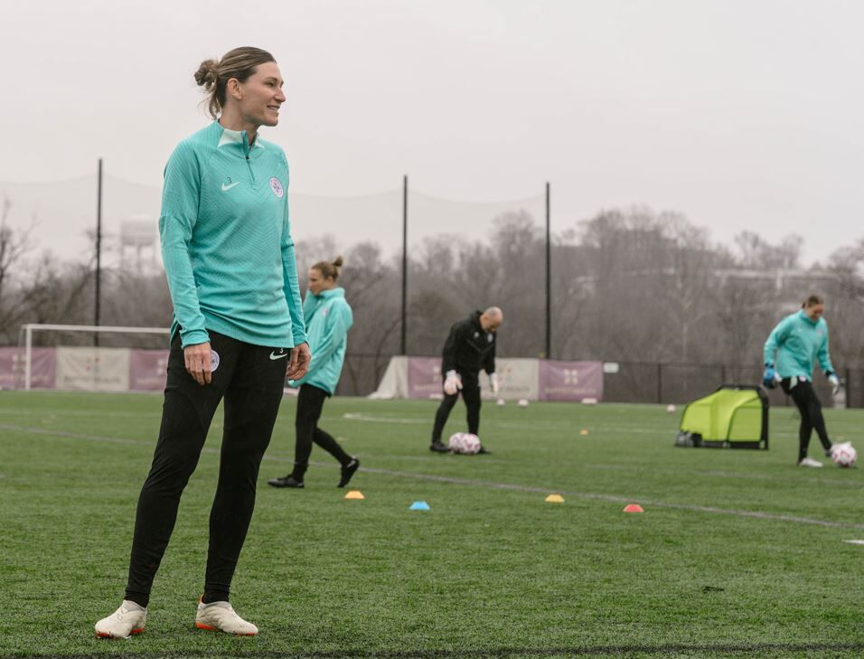 Wright place, Wright time: UK legend Arin Wright returns home to Racing Louisville FC